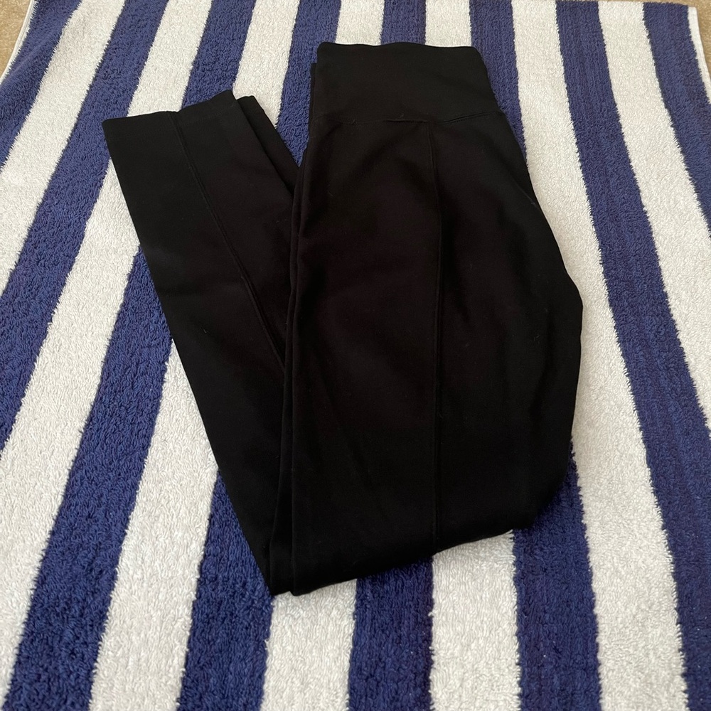 EUC - WHBM Leggings